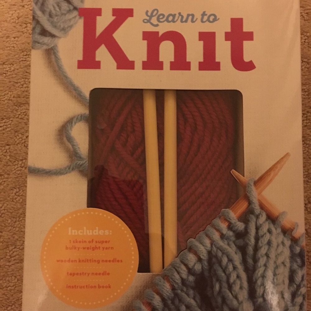 Learn to knit-yarn,wooden needle,